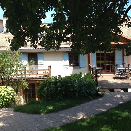 Le Pre Bed & Breakfast Juriens Luaran gambar
