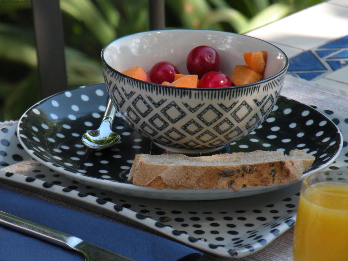 Le Pre Bed & Breakfast Juriens Luaran gambar